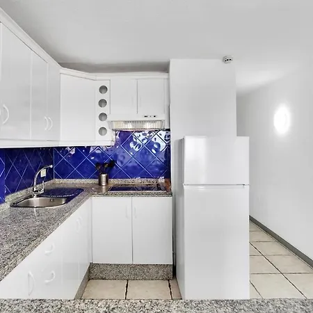 Michele Playa De Americas Apartmán *